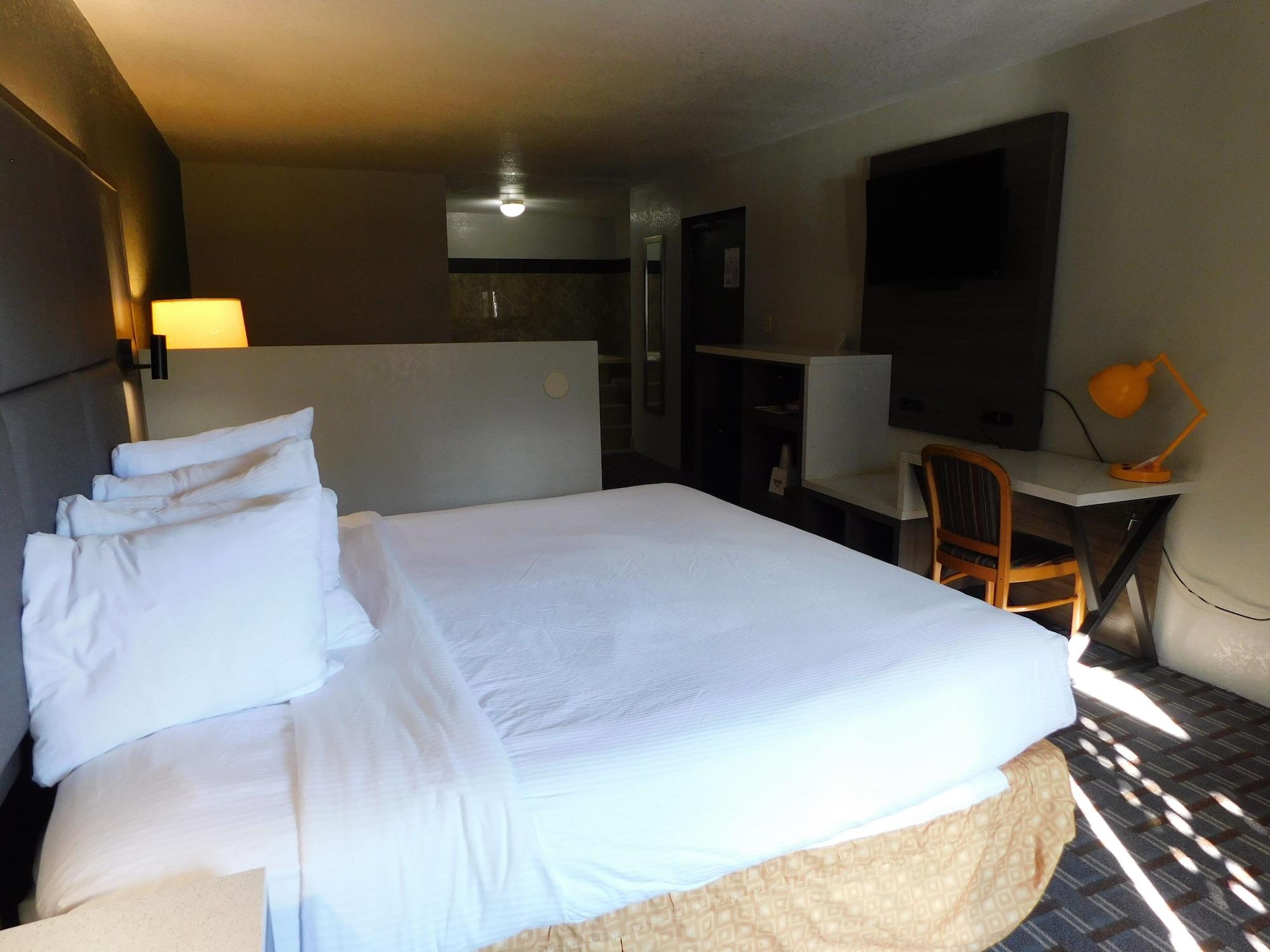Days Inn & Suites By Wyndham Downtown Gatlinburg Parkway Ngoại thất bức ảnh