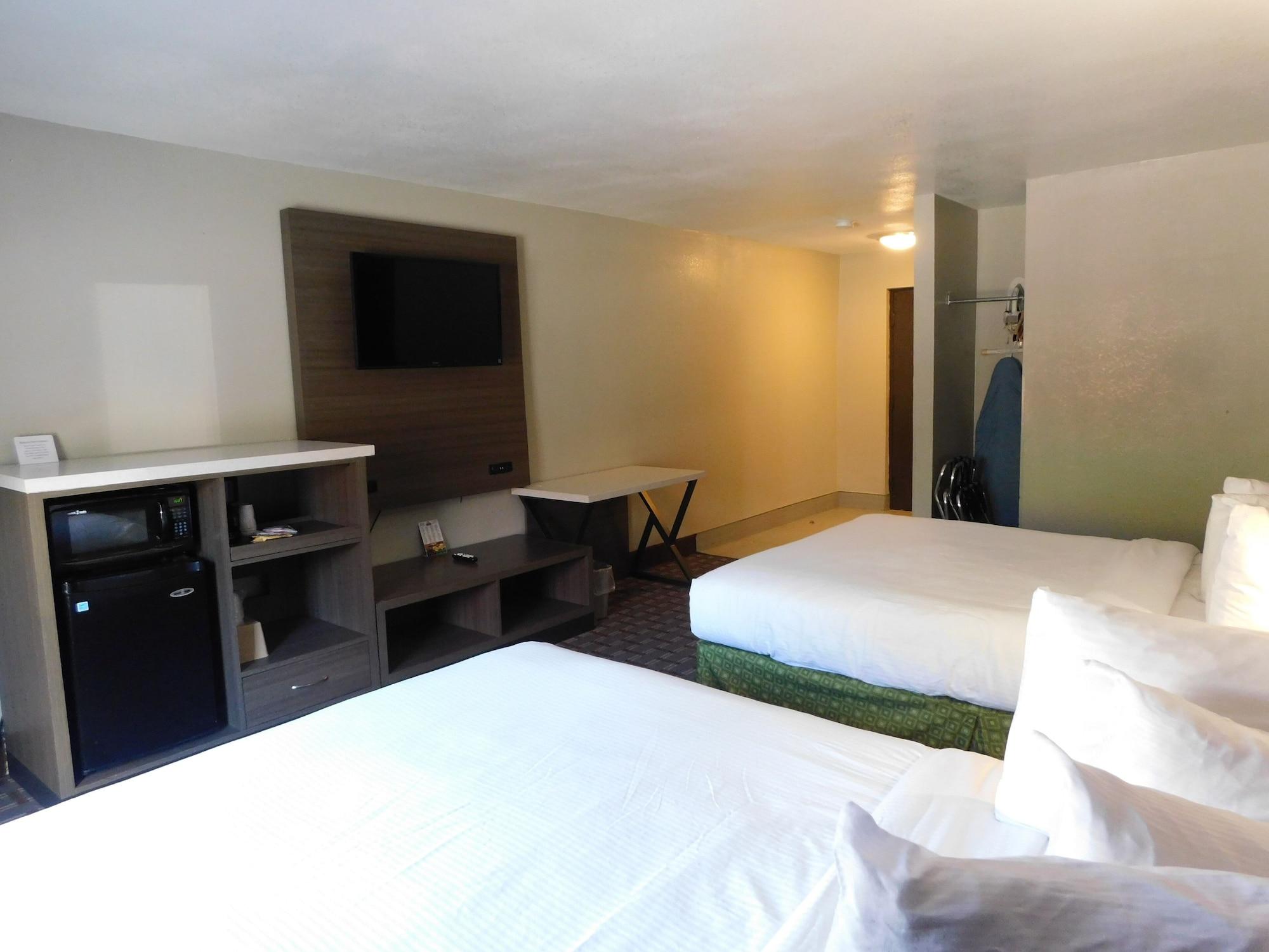 Days Inn & Suites By Wyndham Downtown Gatlinburg Parkway Ngoại thất bức ảnh
